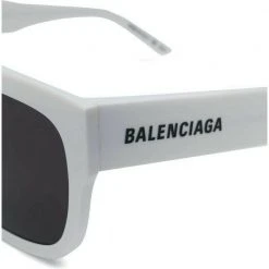 Balenciaga Sunglasses White -Miinto Tilbehor Butik unnamed file 1117